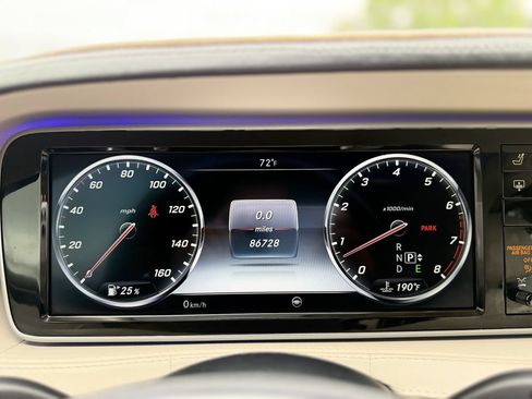 Used 2016 Mercedes-Benz Maybach S 600 image 32