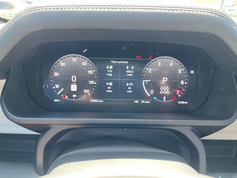 Used 2025 Land Rover Defender 130 S image 7