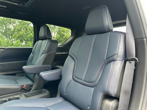 New 2027 INFINITI QX80 Sensory AWD/4WD image 32