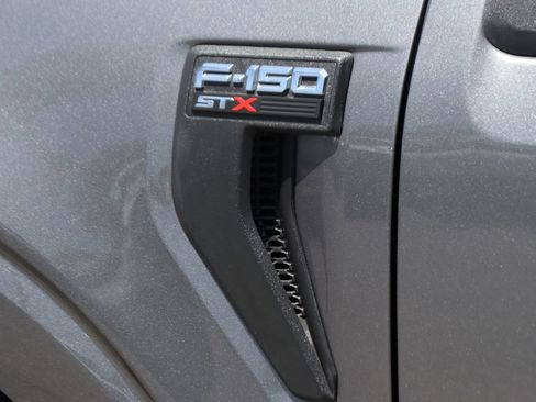 Used 2022 Ford F150 XL w/ STX Appearance Package RWD image 45