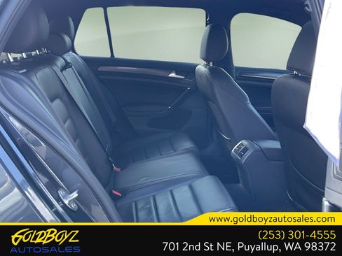 Used 2021 Volkswagen GTI SE image 12