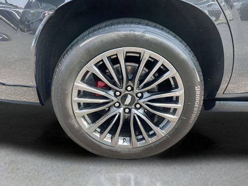 Used 2024 Cadillac Escalade V AWD/4WD image 34