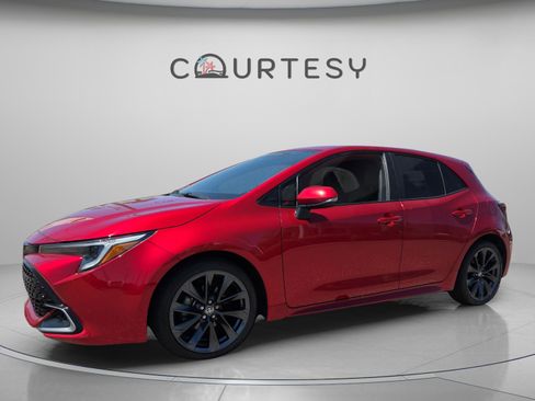 Certified 2023 Toyota Corolla XSE image 1