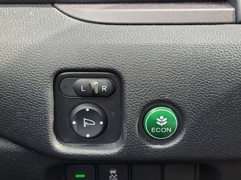 Used 2024 Honda Ridgeline Sport image 22