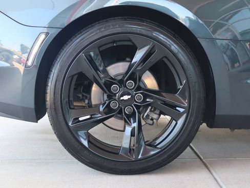 Used 2020 Chevrolet Camaro LT RWD image 11
