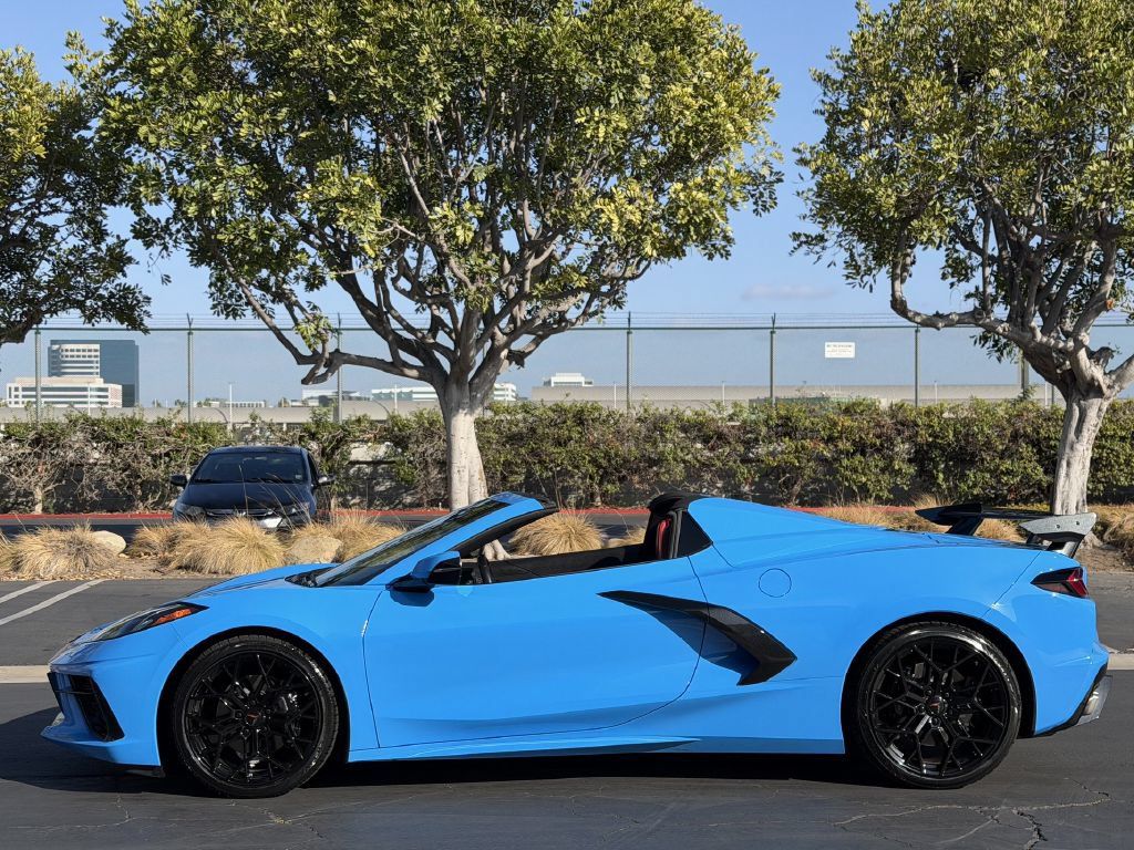 Used 2021 Chevrolet Corvette Stingray Convertible w/ 1LT RWD image 9