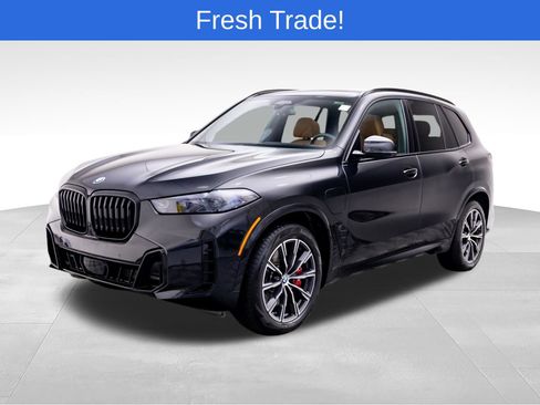 Certified 2026 BMW X5 xDrive50e w/ M Sport Package AWD/4WD image 1