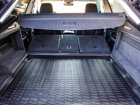 Used 2022 Audi Q8 Premium Plus w/ Premium Plus Package image 46