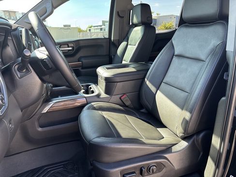 Used 2020 Chevrolet Silverado 1500 LT Trail Boss AWD/4WD image 18
