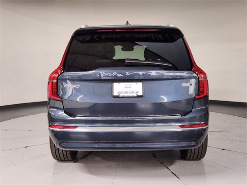 New 2026 Volvo XC90 B5 Plus w/ Protection Package Premier image 10