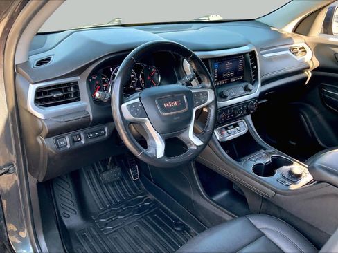 Used 2020 GMC Acadia SLT w/ Driver Alert Package II AWD/4WD image 18