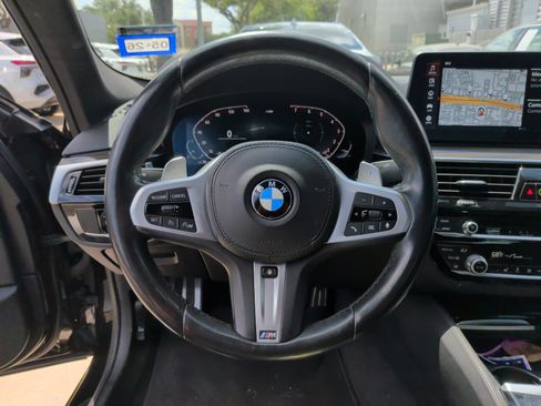 Used 2021 BMW 540i w/ M Sport Package RWD image 17