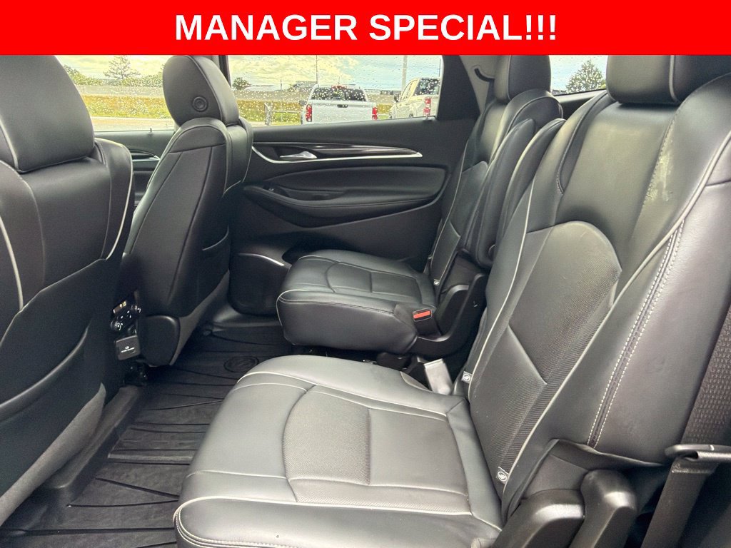 Used 2019 Buick Enclave Avenir w/ Avenir Technology Package AWD/4WD image 16
