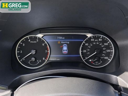 Used 2023 Nissan Altima 2.5 SV FWD image 13