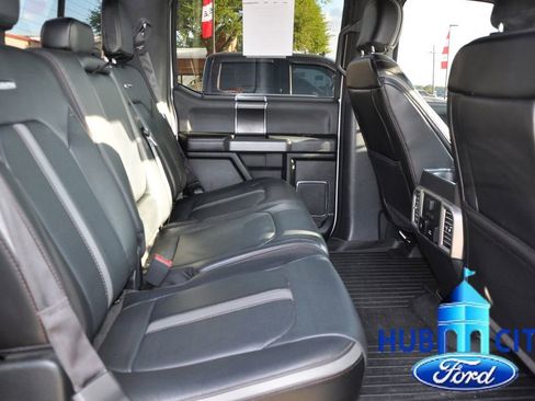 Used 2018 Ford F150 Platinum w/ Equipment Group 701A Luxury image 14