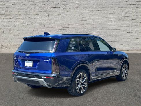 Certified 2026 Cadillac Vistiq Sport w/ LPO, Floor Liner Package AWD/4WD image 5