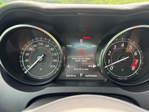 Used 2017 Jaguar F-TYPE R AWD/4WD image 20