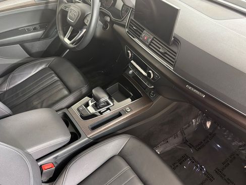 Used 2023 Audi Q5 2.0T Premium w/ Convenience Package AWD/4WD image 15