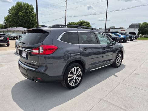 Used 2022 Subaru Ascent Limited AWD/4WD image 6