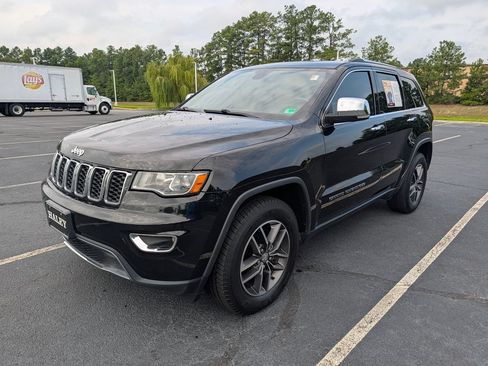Used 2018 Jeep Grand Cherokee Limited AWD/4WD image 28