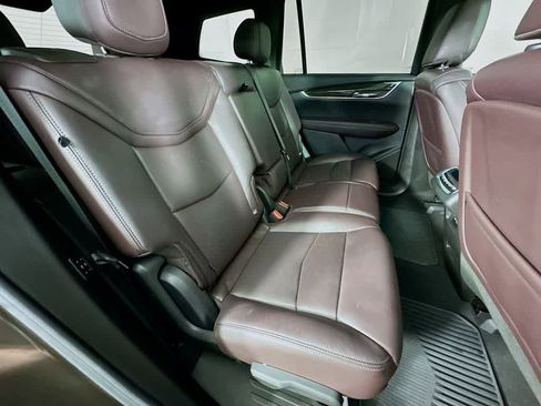 Used 2020 Cadillac XT6 Premium Luxury FWD image 35