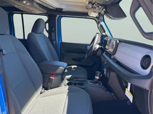 New 2025 Jeep Wrangler Sport S image 15