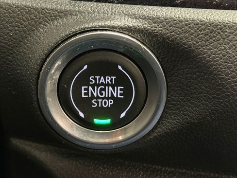 Used 2021 Buick Encore GX Preferred AWD/4WD image 26