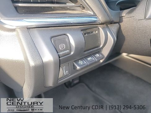 Used 2023 Cadillac CT4 V Blackwing w/ Driver Assist Package image 18