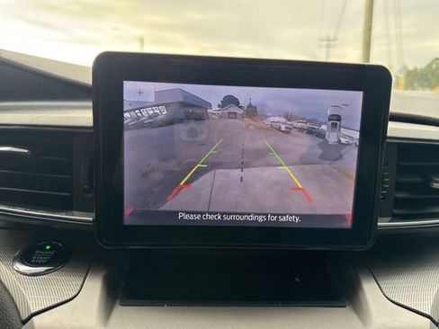 Used 2021 Ford Explorer XLT w/ Equipment Group 202A image 26