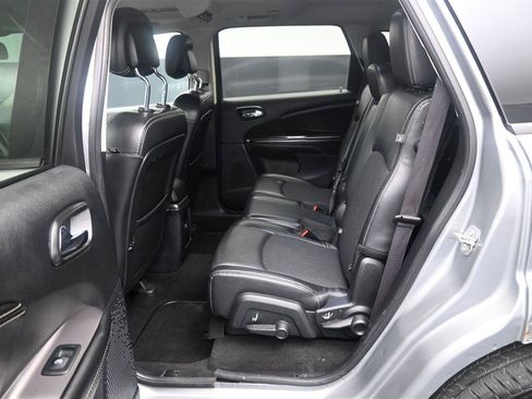 Used 2020 Dodge Journey Crossroad FWD image 10