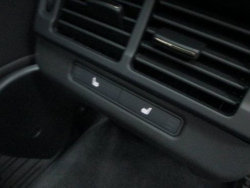 Used 2025 Land Rover Range Rover Evoque Dynamic SE image 20