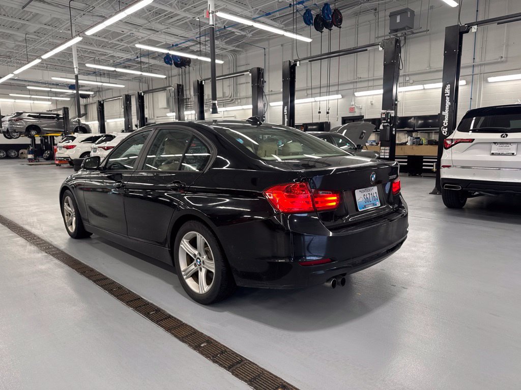 Used 2014 BMW 328i Sedan RWD image 5