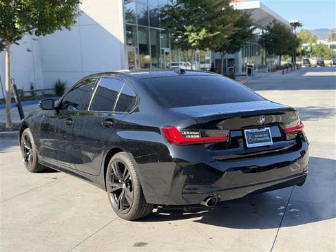 Used 2023 BMW 330i Sedan w/ Driving Assistance Package RWD image 4
