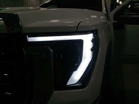 New 2025 GMC Sierra 2500 Pro w/ 1SA Pro Safety Plus Package image 30