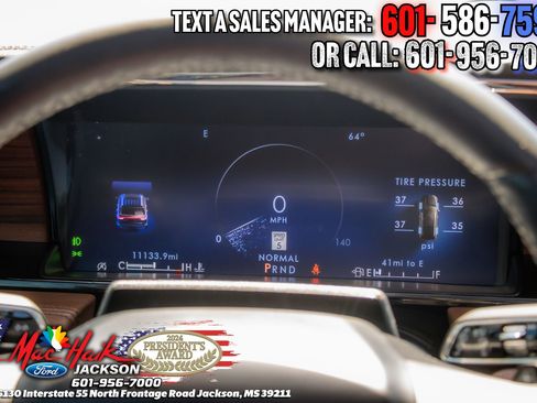 Used 2024 Lincoln Navigator Reserve AWD/4WD image 20