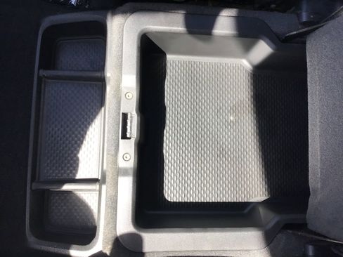 Used 2022 RAM 1500 Laramie AWD/4WD image 19