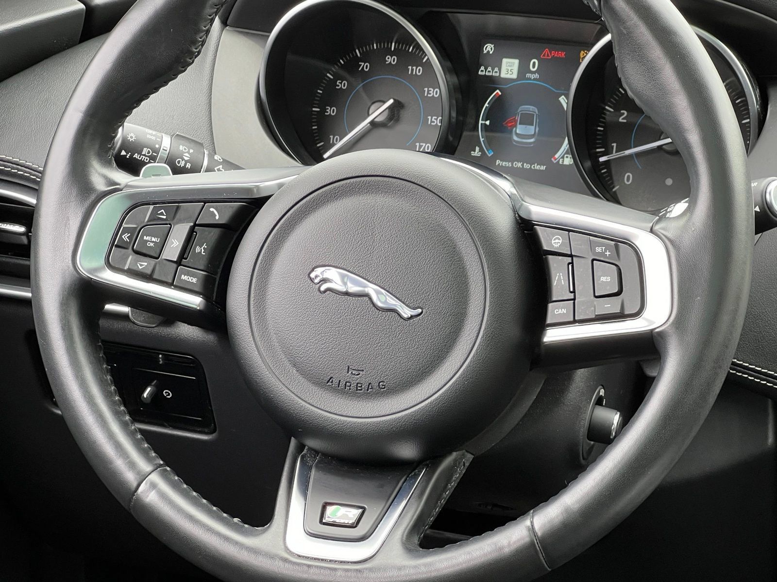 Used 2020 Jaguar F-PACE R-Sport AWD/4WD image 26