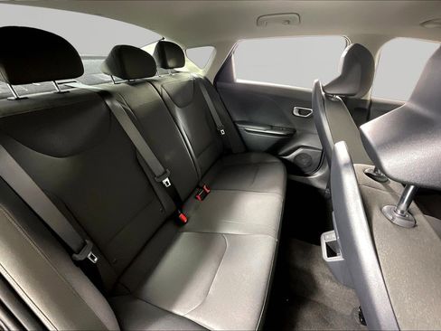 New 2026 Kia K4 LXS FWD image 19