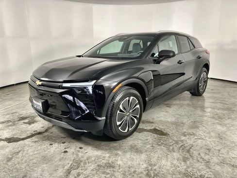 Used 2024 Chevrolet Blazer EV LT image 4