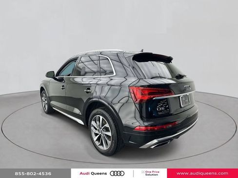 Used 2023 Audi Q5 2.0T Premium Plus w/ Premium Plus Package AWD/4WD image 2