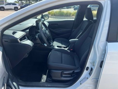 Used 2024 Toyota Corolla LE FWD image 11