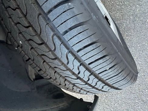 Used 2013 Ford Transit Connect XLT image 23