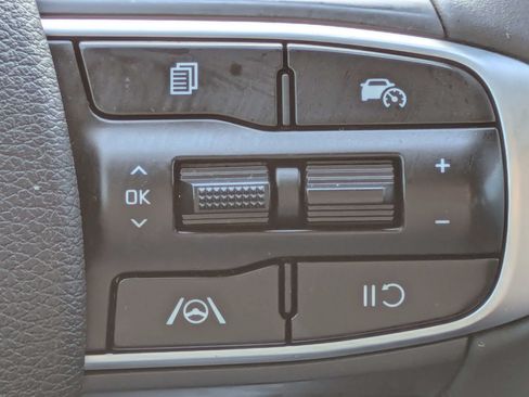 Certified 2024 Kia Sportage EX FWD image 33