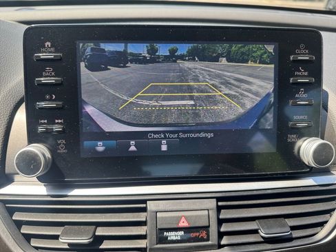 Used 2021 Honda Accord LX image 21