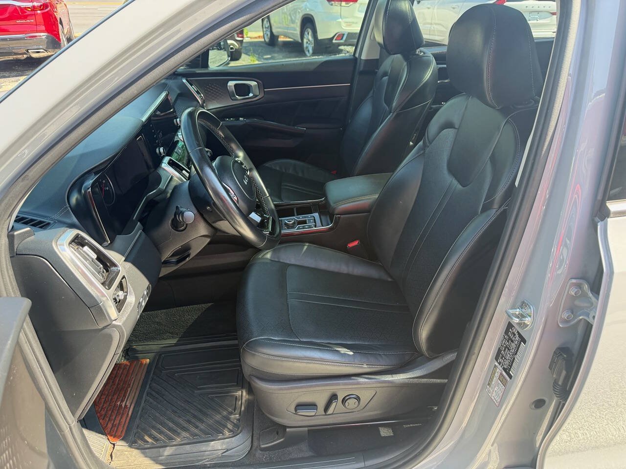 Used 2022 Kia Sorento SX AWD/4WD image 7