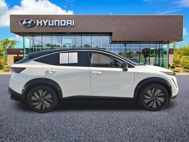 Used 2024 Nissan Ariya FWD image 5
