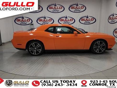 Used 2014 Dodge Challenger SRT8 Core w/ Electronics Convenience Group image 9