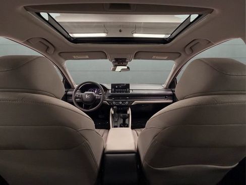 Certified 2024 Honda Accord EX image 17