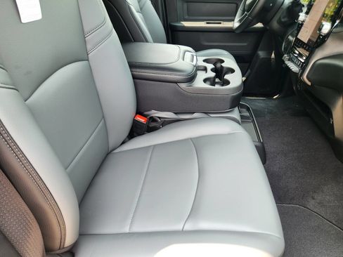 New 2026 RAM 2500 Tradesman AWD/4WD image 14
