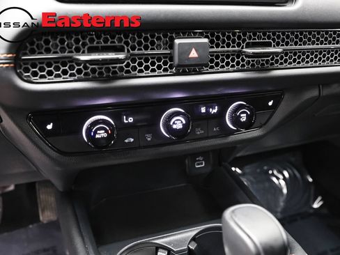 Used 2025 Honda HR-V Sport image 18